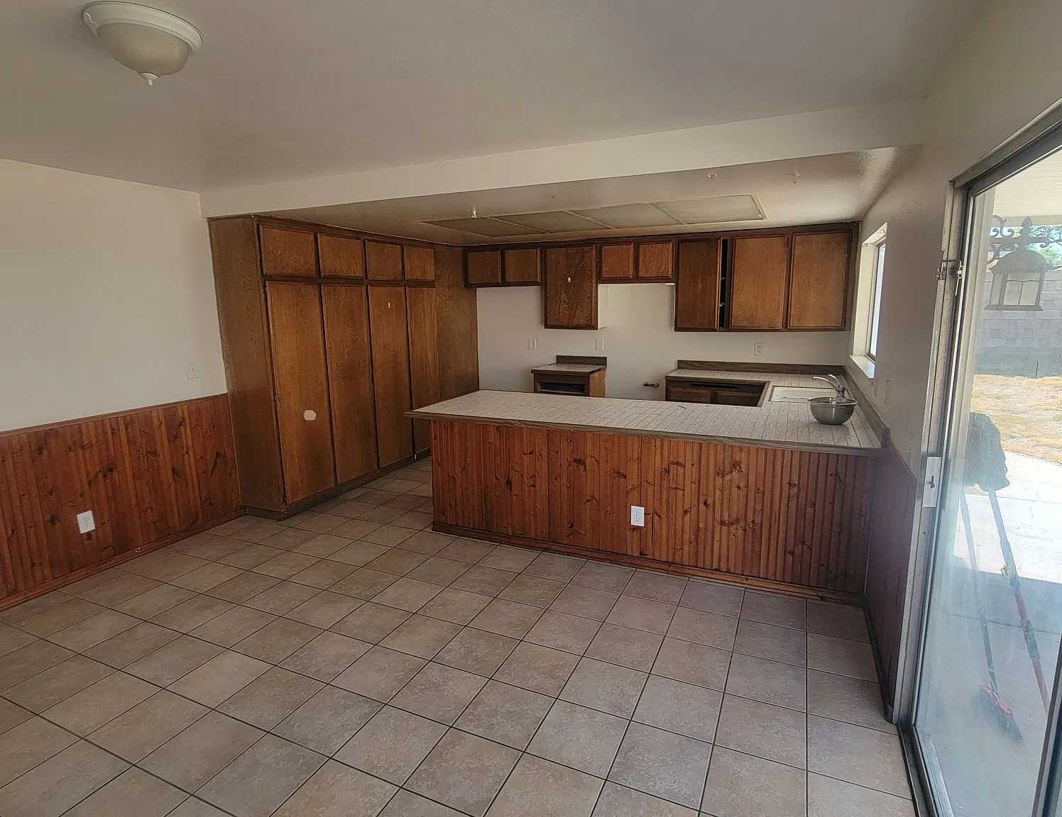 3 bed, 1440 sqft, $2,950 — Photo 4