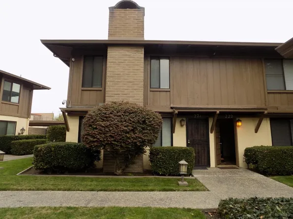 1077 Rivara Rd APT 215, Stockton, CA 95207
