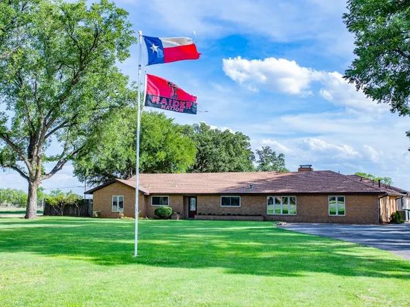 1121 W California St, Seymour, TX 76380