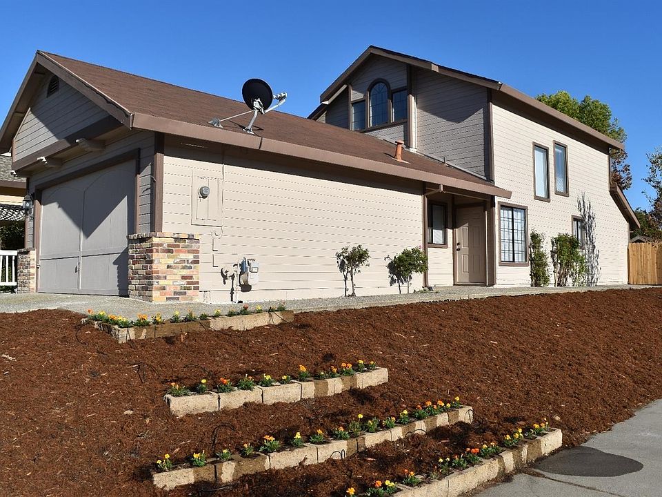 1st image of 1351 Chignahuapan Way