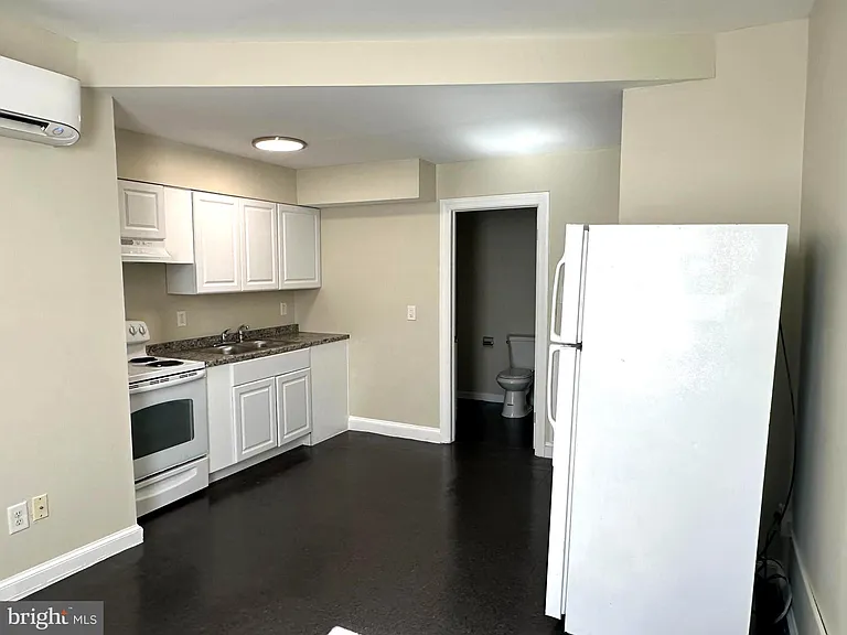 64 W Antietam St #10 — Photo 11
