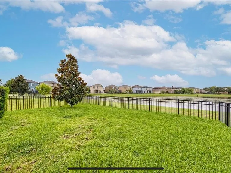 10124 Newminster Loop — Photo 3