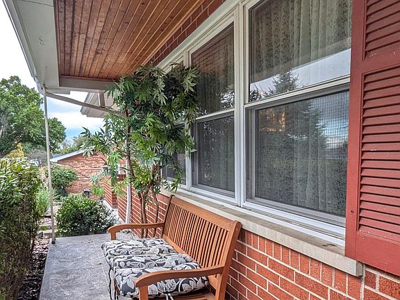 4th image of 3066 Lindsey Dr