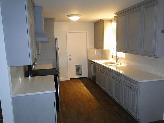 5th image of 1155 E Nielson Ave