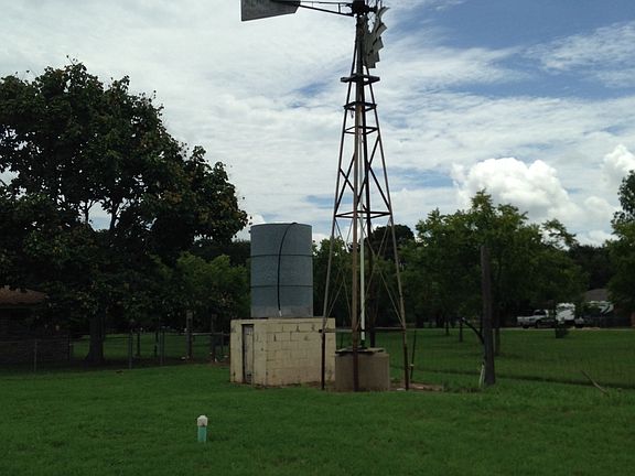 1.5 Acres with Windmill