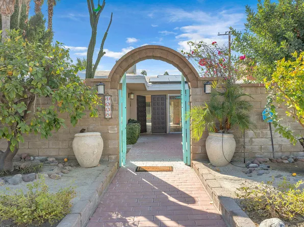1225 E Buena Vista Dr, Palm Springs, CA 92262