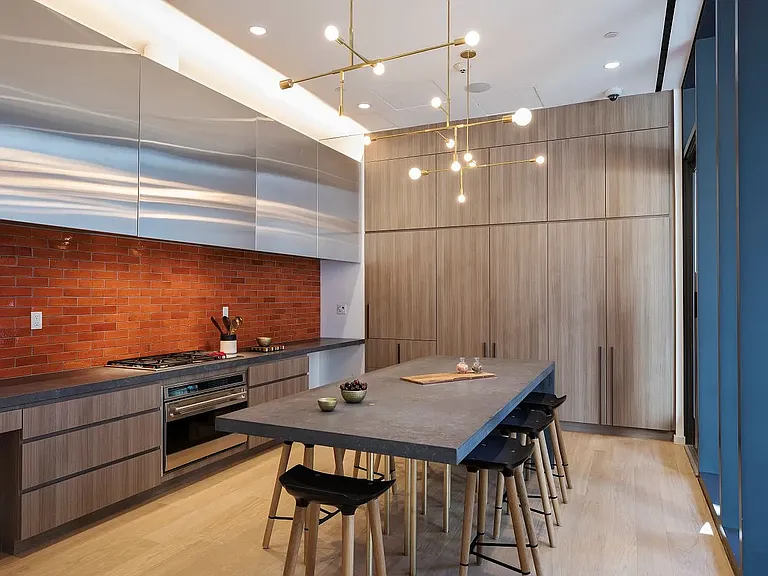 250 Ashland Pl #41J — Photo 12