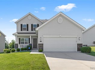 10 Hidden Bluffs Dr, Lake Saint Louis, MO 63367
