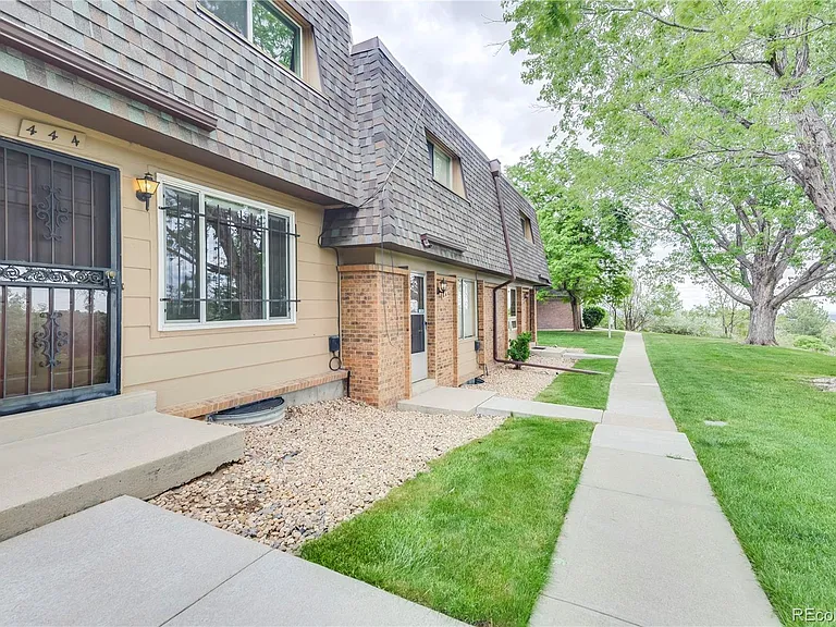 444 Gladiola St — Photo 7