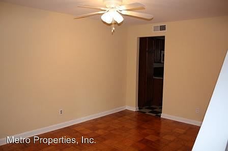2nd image of 3311 Ellwood Ave APT 06