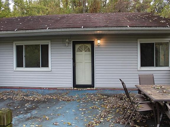 3rd image of 408 Kramers Ln