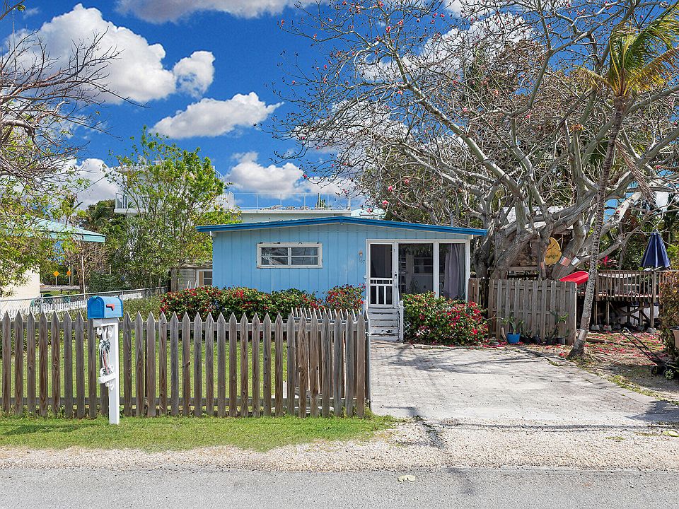 1st image of 107 Tavern Dr