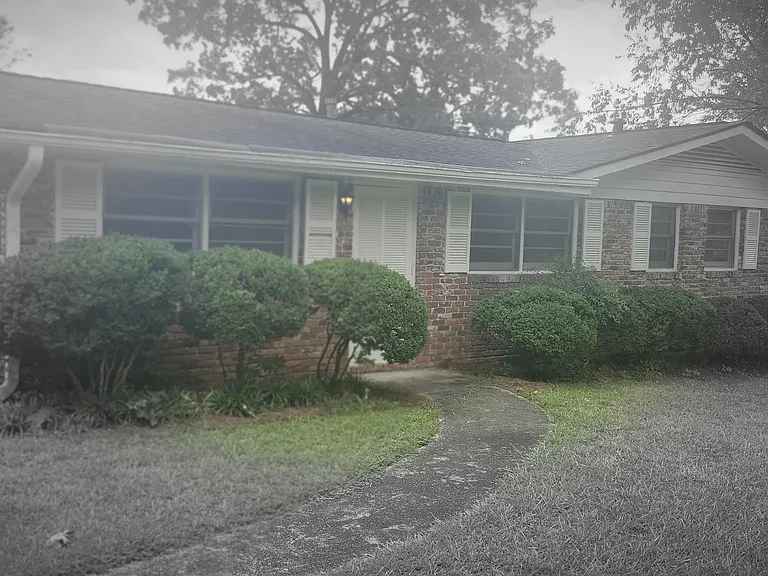 2235 Dresden Dr NE — Photo 6