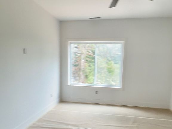3rd image of 523 Chappell Rd NW