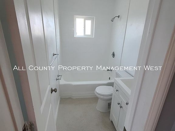 3rd image of 8118 S Hoover St