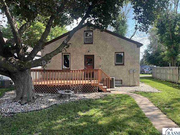 2nd image of 116 Remmele St SE