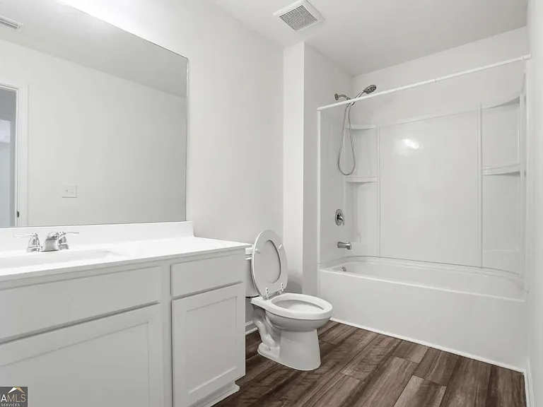 395 Knightsbridge Ln — Photo 20