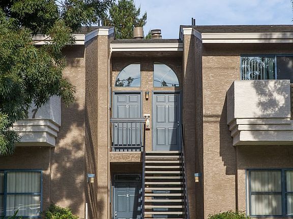 4th image of 917 Sierra Vista Ave APT L