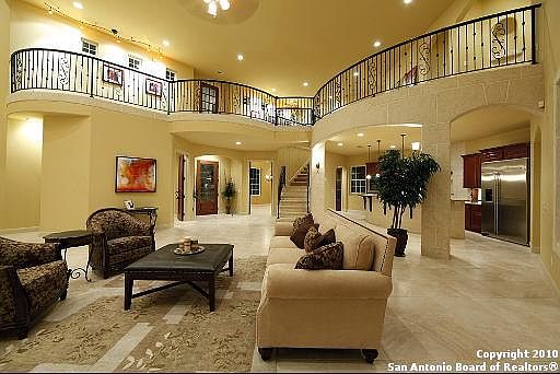 3rd image of 25214 DORAL CREST