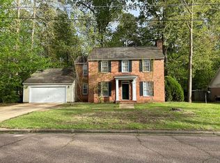 113 Elm Pl, Starkville, MS 39759