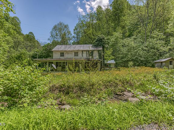 4th image of 15631 Large Hollow Rd