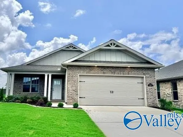 217 Esplanade Ct, Huntsville, AL 35824