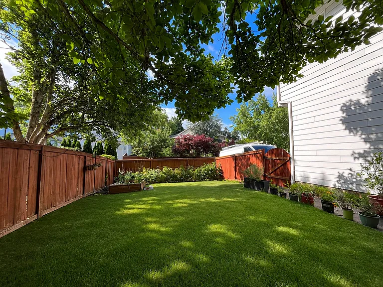 17221 SE 23rd Dr — Photo 4