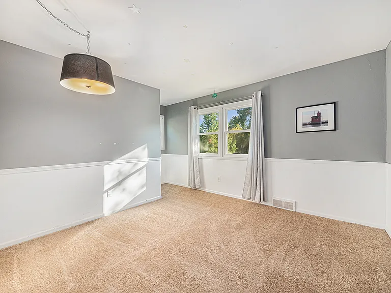 2205 Highlander Dr SE — Photo 15