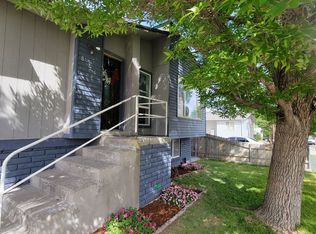876 Westwood Dr, Elko, NV 89801