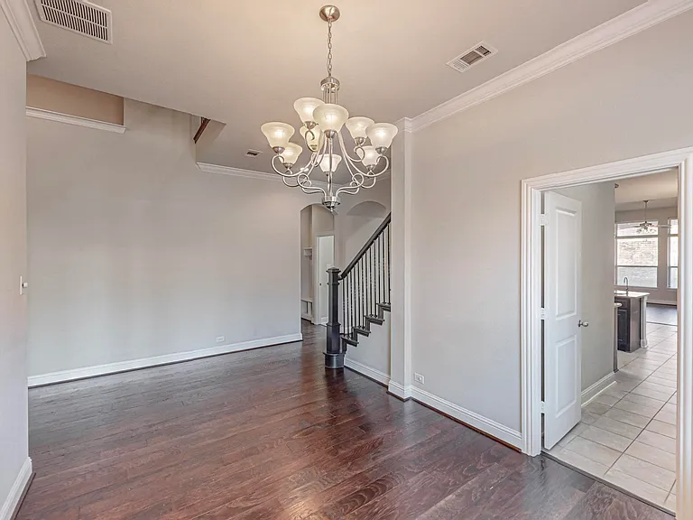 6723 Capistrano St — Photo 13