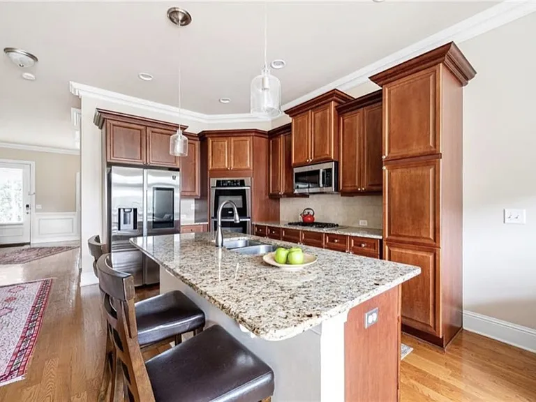 1752 Breyerton Dr — Photo 10