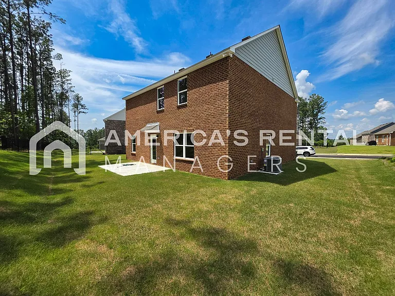605 Acorn Ct — Photo 35