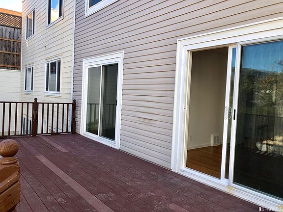 3rd image of 2944 Taraval St #2944A