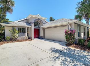 24 Pine Harbor Dr, Palm Coast, FL 32137