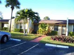 113 Lake Olive Dr, West Palm Beach, FL 33411