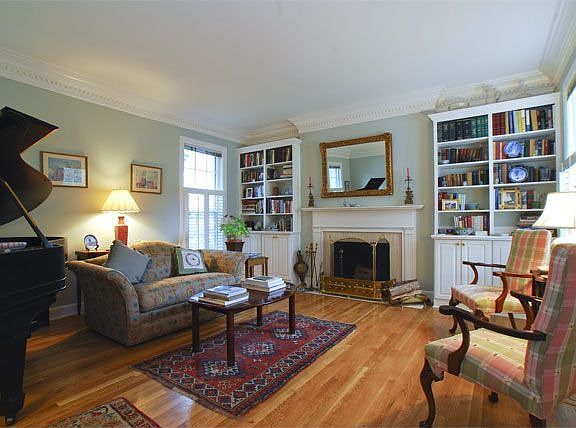 Bookcases in most rooms and 2 fireplaces!
