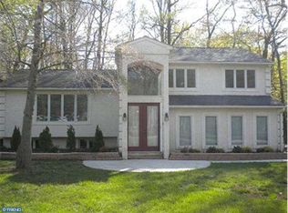 1064 Swallow Dr, Cherry Hill, NJ 08003