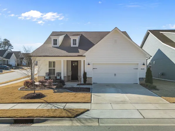 1634 American Beech St, Fuquay Varina, NC 27526
