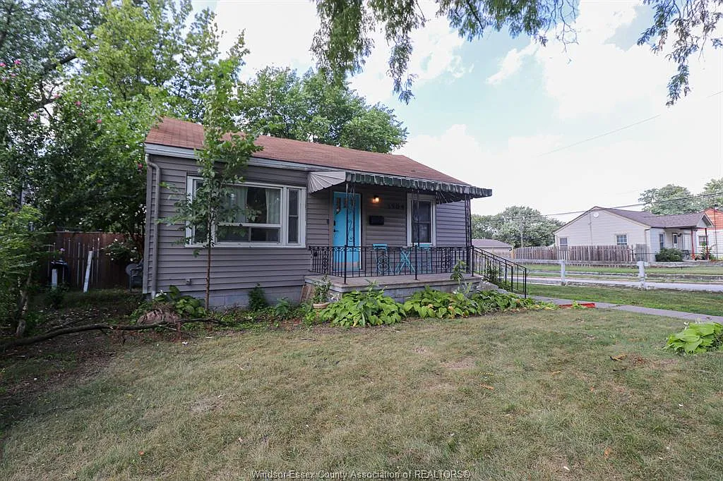 2 bed, $2,000 — Photo 2