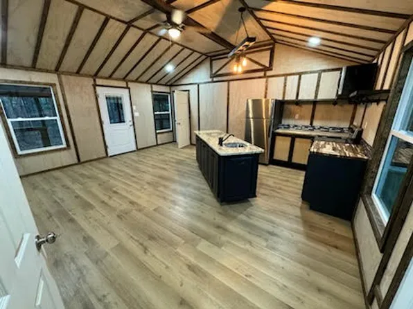 5890 Fm 1520 #17, Pittsburg, TX 75686