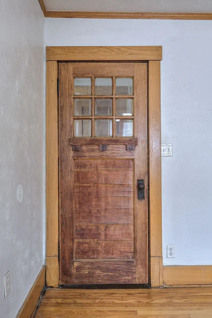 3310 / 3312 Jackson St Duplex — Photo 3