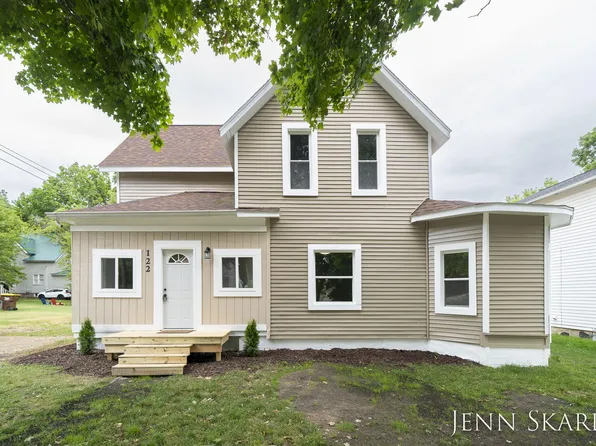 122 S Jefferson St, Ionia, MI 48846