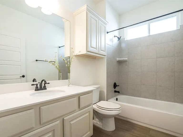 8920 Cattalo Ln — Photo 17