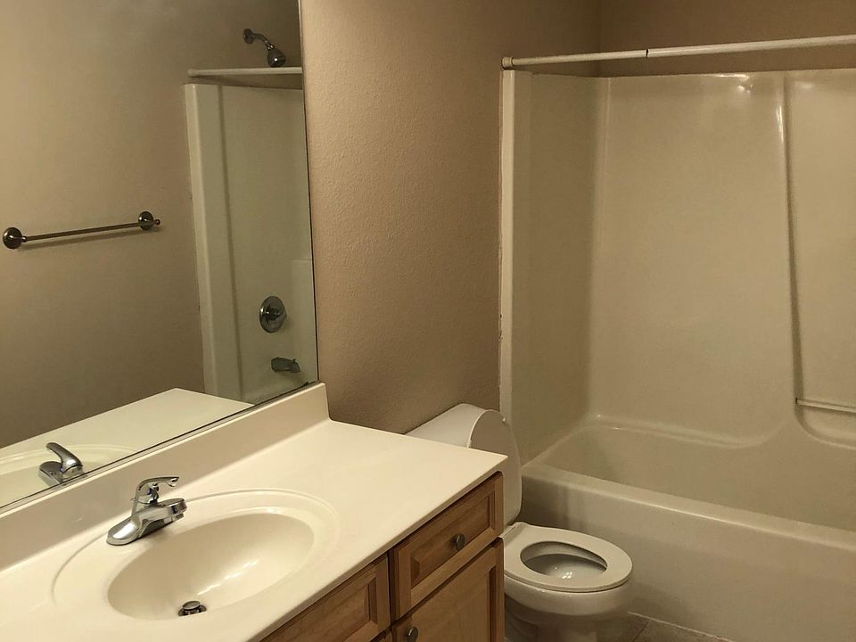 1667 Hickory Creek Dr, Baroda, MI 49101 Zillow