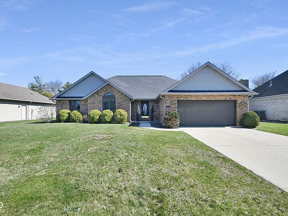 2nd image of 700 S Buckingham Rd