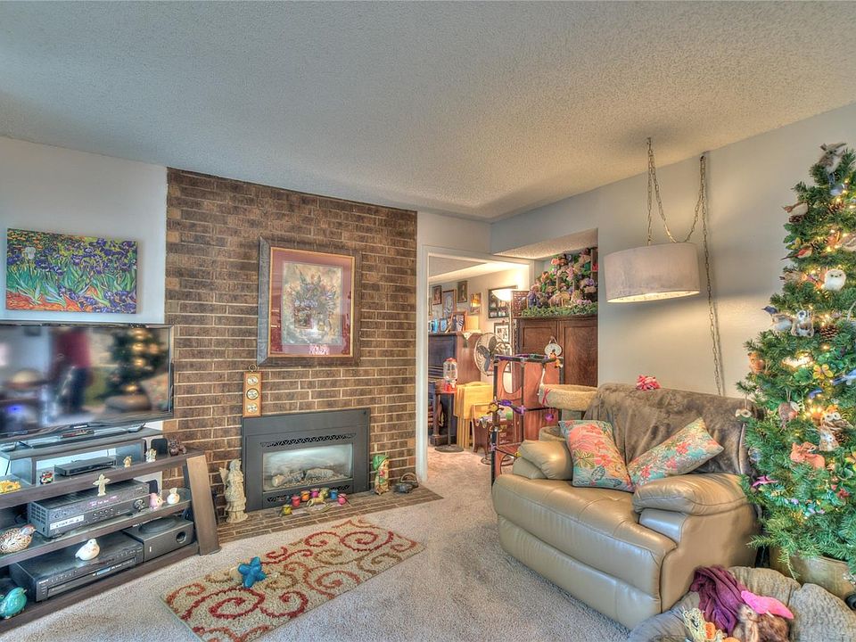 1st image of 6901 E Girard Ave APT A
