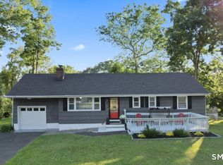 5 Cider Ln, Norwalk, CT 06851