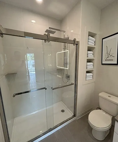 Residences at Sharon Gallery — Photo 85