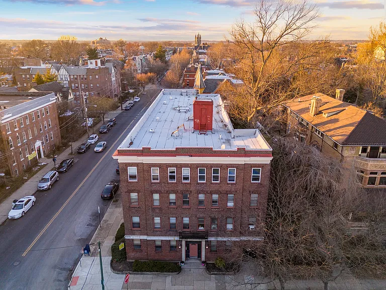 4725-4727 Chester Ave #B7 — Photo 8