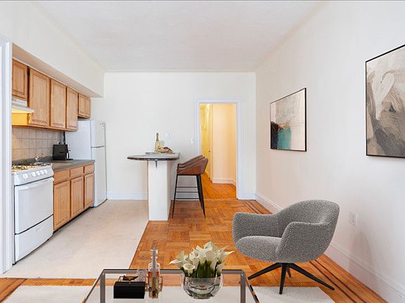 3rd image of 24-65 38th St #7CC